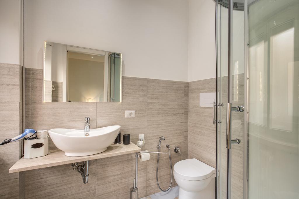 Chain Vatican Suites Rome Exterior photo