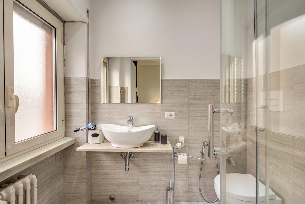 Chain Vatican Suites Rome Exterior photo
