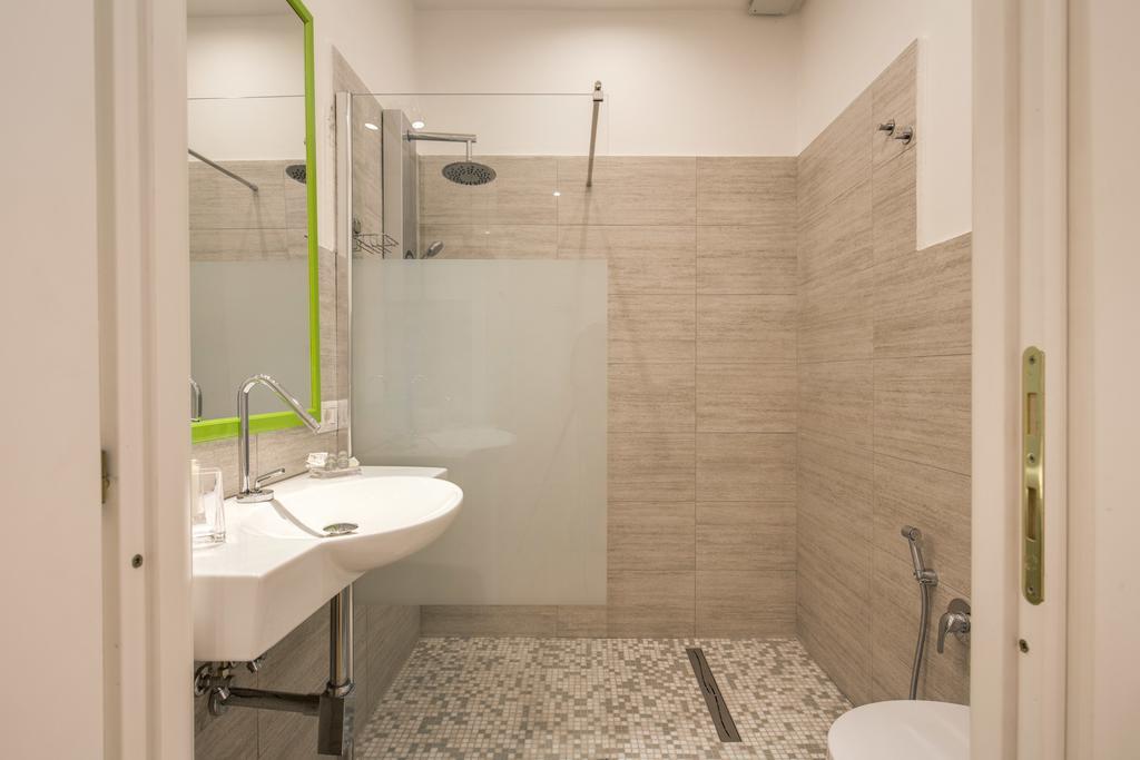 Chain Vatican Suites Rome Exterior photo
