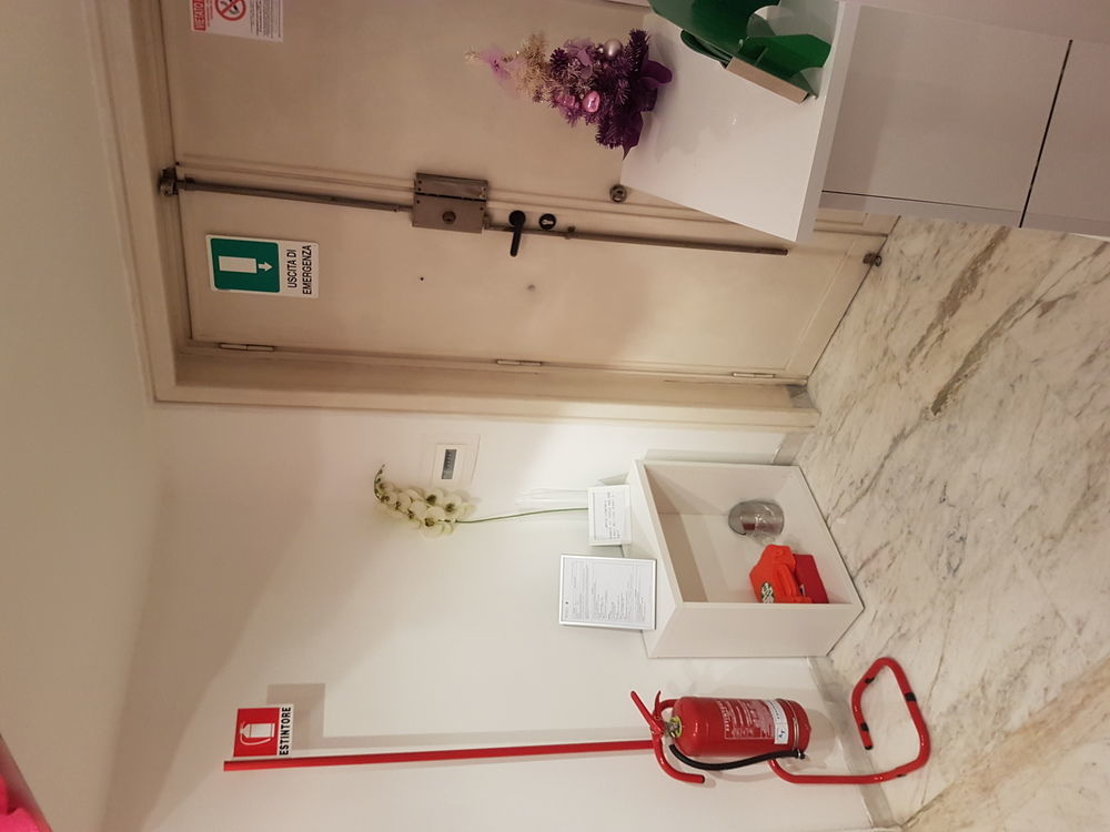 Chain Vatican Suites Rome Exterior photo